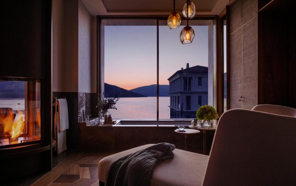 One&Only Bayview Room in the Bay of Kotor