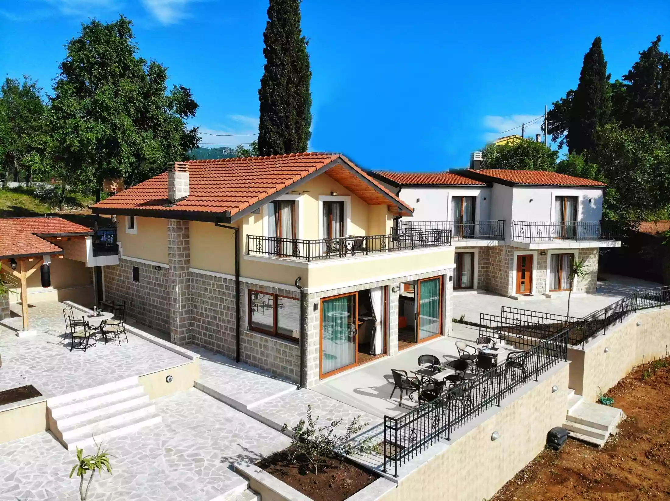 Perfect Spacious Villa for Relaxing Getaways