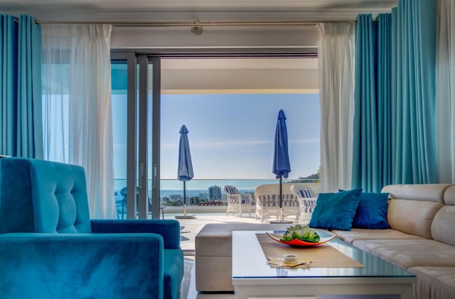 Villa Danika con piscina e 6 camere da letto