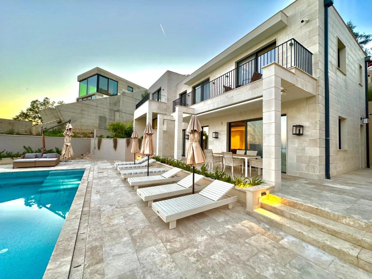 Beautiful Villa Solis with Elegant Architecture and Lush Surroundings